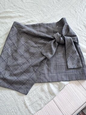Forever 21 Gray Plaid Wrap Mini Skirt with Bow